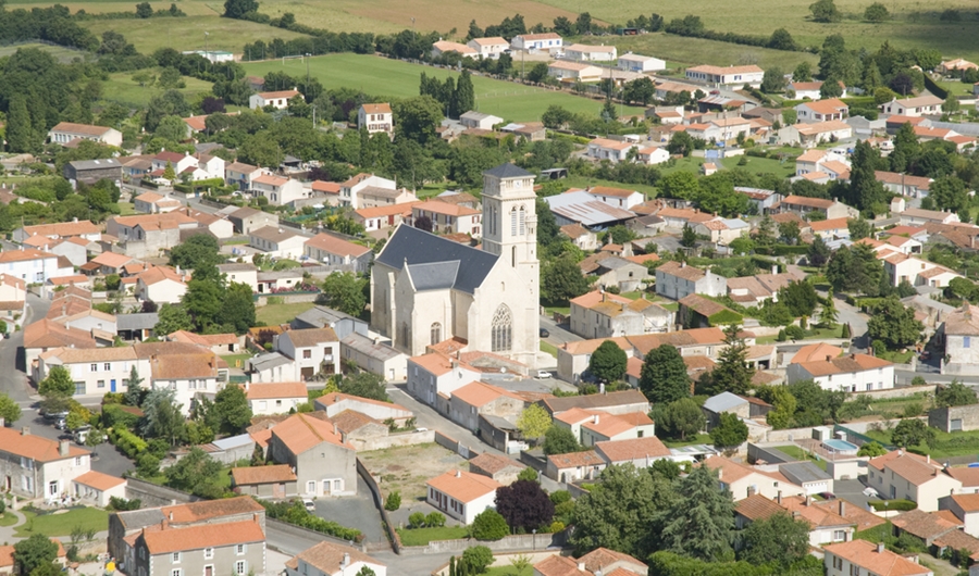 eglise-saint-gemme-laplaine-vue-est