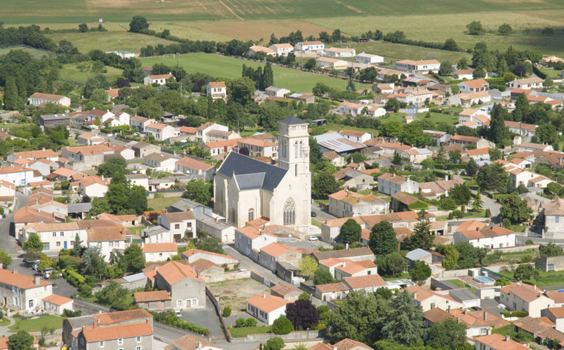 vue-aerienne-eglise-ste-gemme